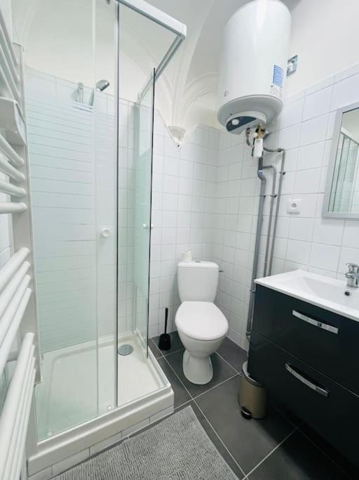 Le Petit Meuble Hyper Centre Apartment Orleans Exterior photo